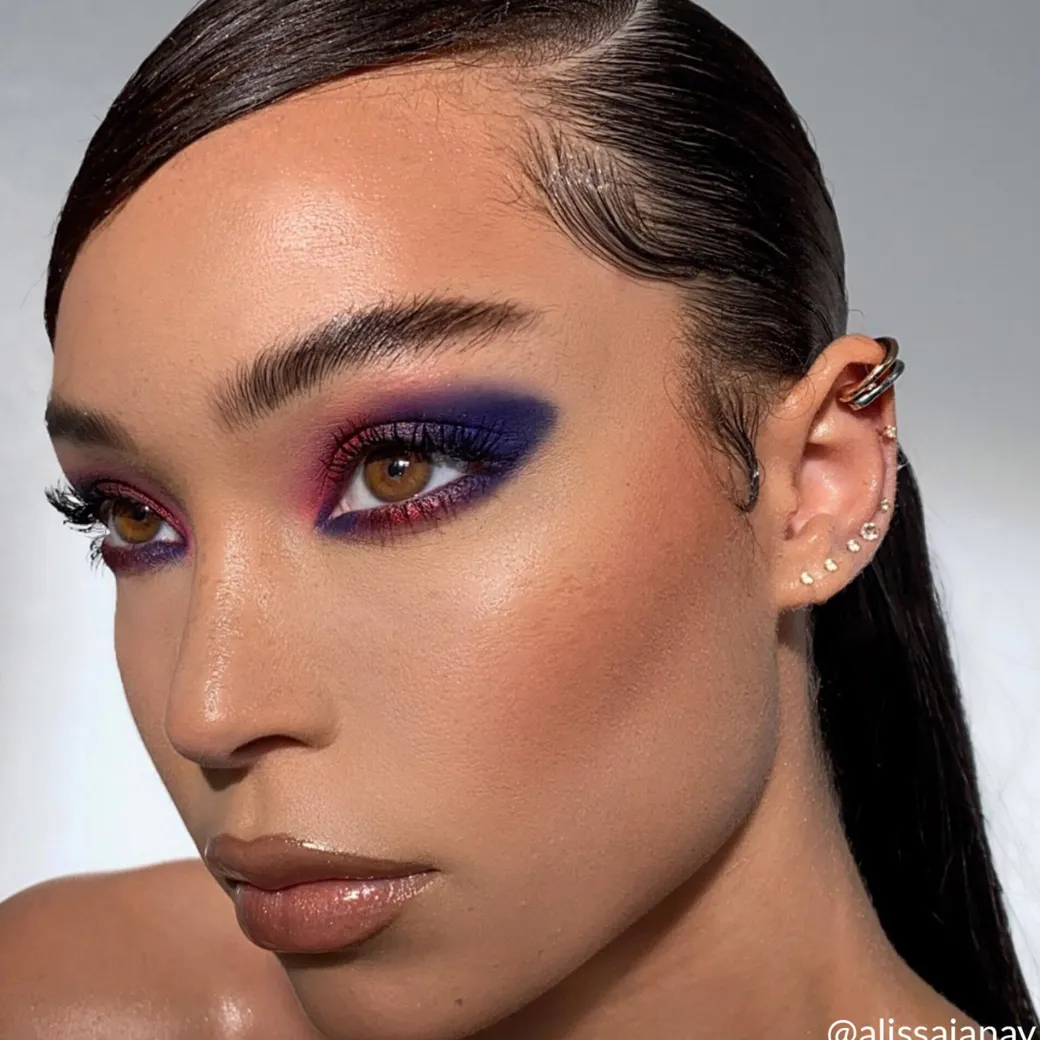 BH Passion In Paris 16 Color Shadow Palette