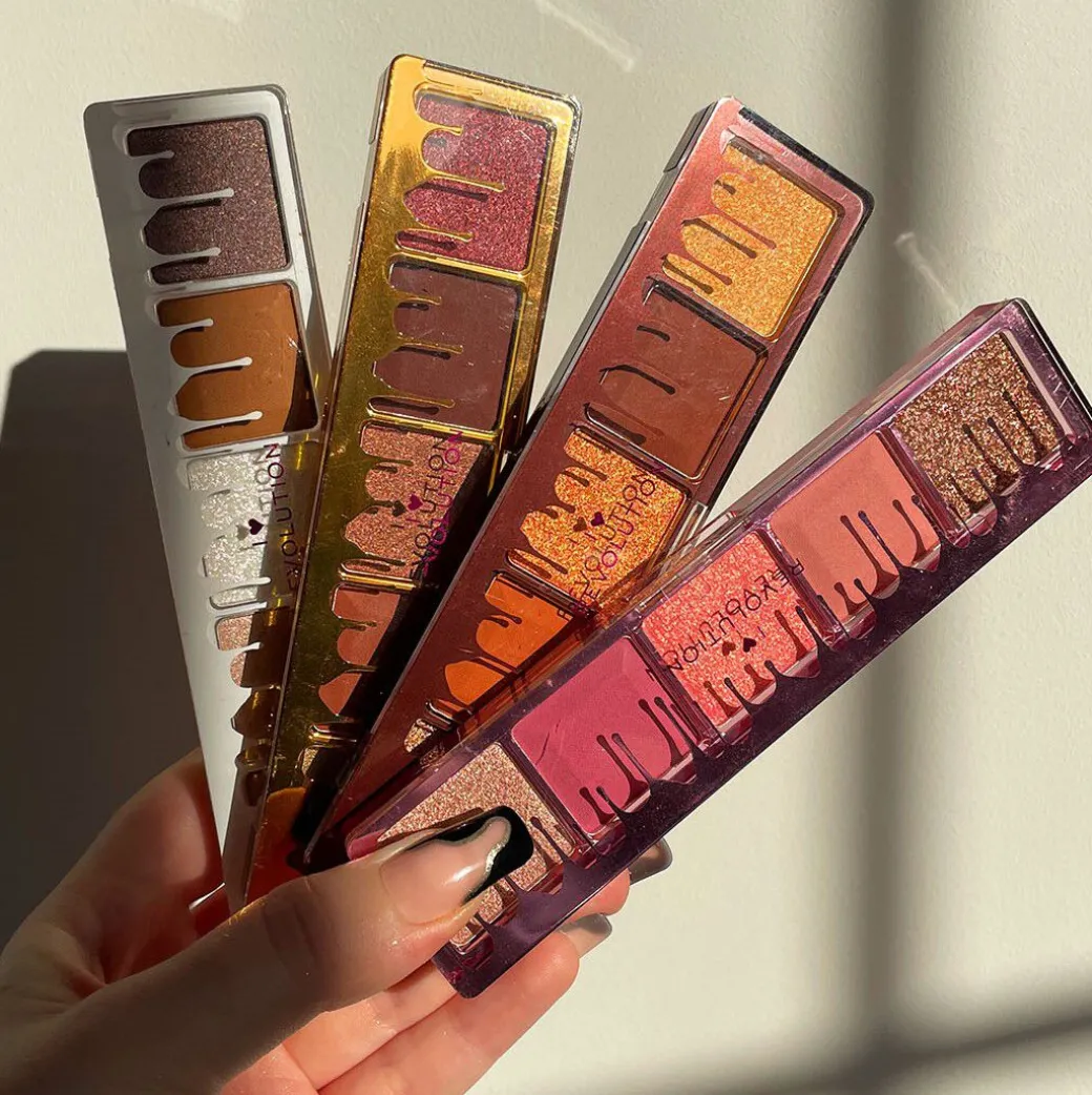 I Heart Revolution Mini Chocolate Shadow Palette Chocolate Fudge