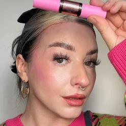 Makeup Revolution Blush & Highlight Stick Flushing Pink