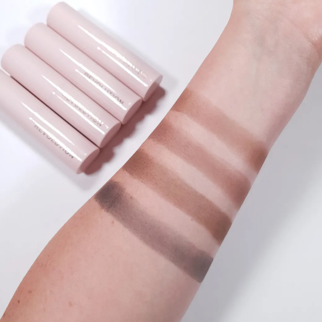 Makeup Revolution Brow Powder Stamp & Stencil Kit Dark Brown
