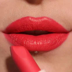 Makeup Revolution Lip Allure Soft Satin Lipstick Vibe Red