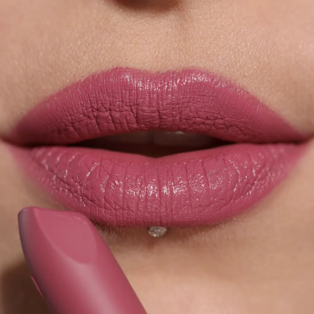 Makeup Revolution Lip Allure Soft Satin Lipstick Berry Boss