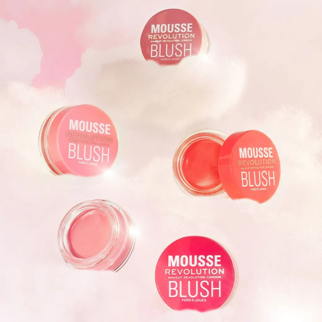 Makeup Revolution Mousse Blusher Squeeze Me Soft Pink