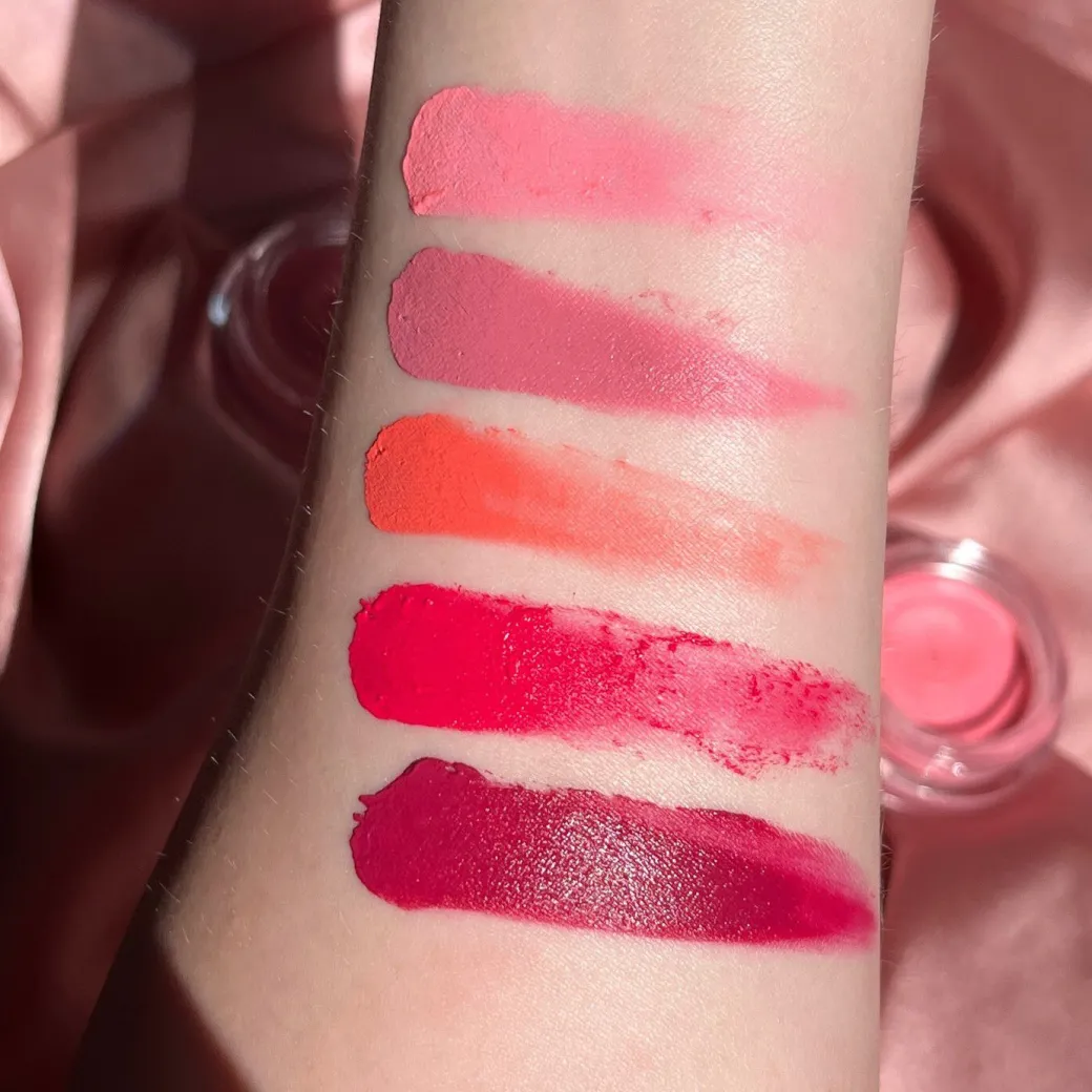 Makeup Revolution Mousse Blusher