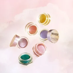 Makeup Revolution Mousse Shadow